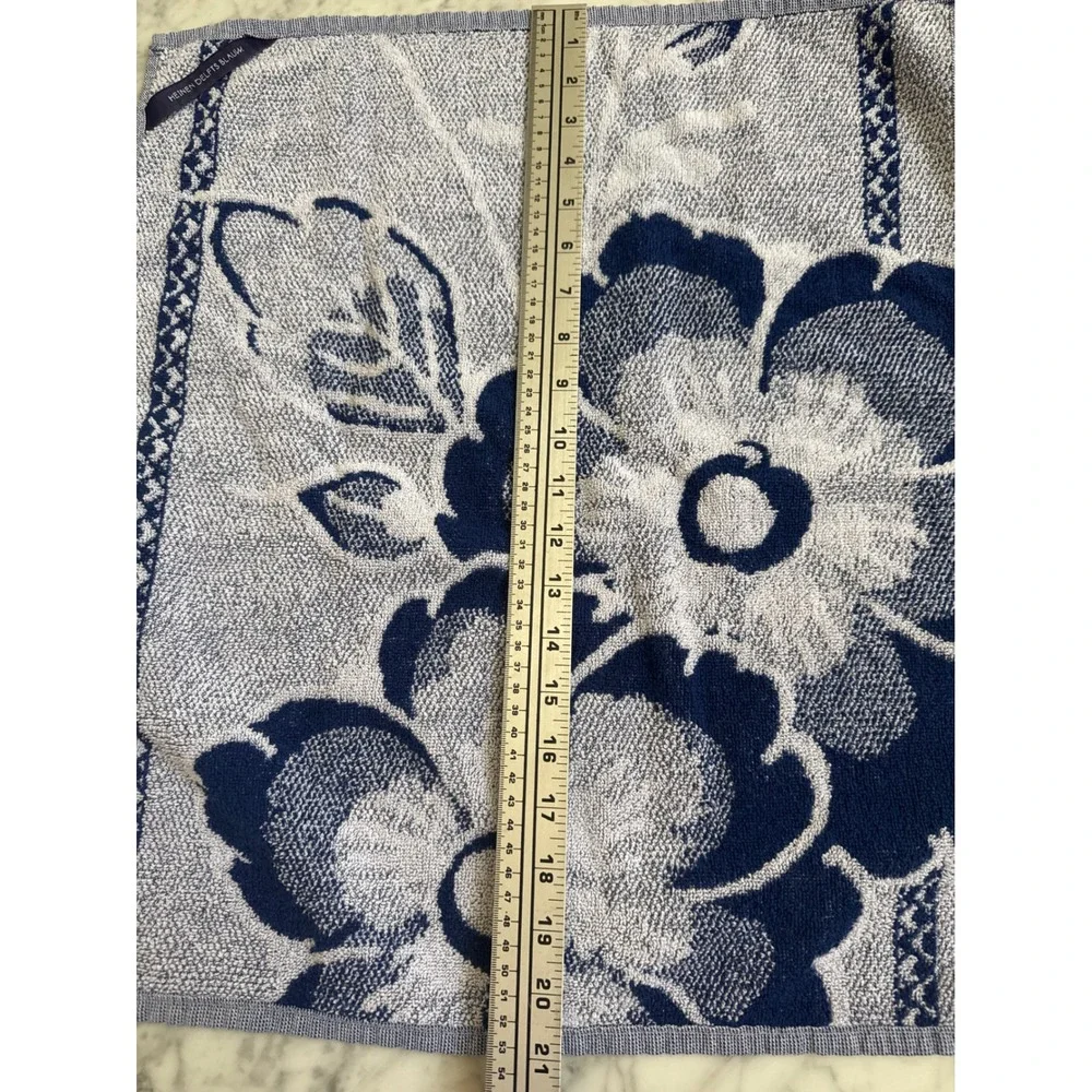 Heinen Delfts Blauw Blue White Floral Hand Towel Dutch Design Terry Cloth 21x19.